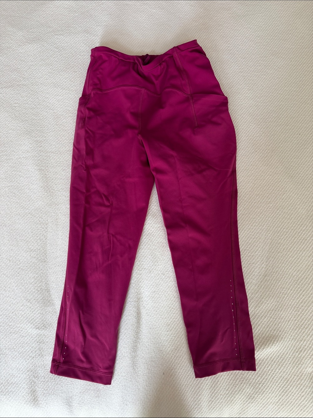 lululemon athletica Women's Active Capri Pants - Fuchsia